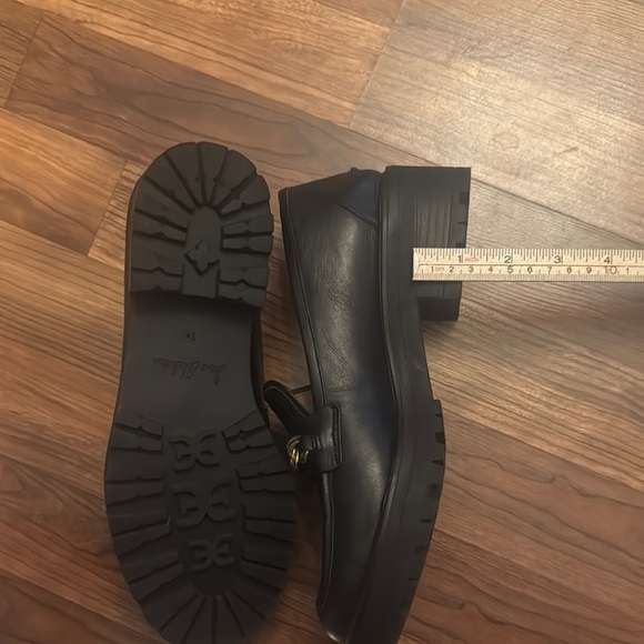 Sam Edelman Black Loafers with Gold Chain - Picture 5 of 7